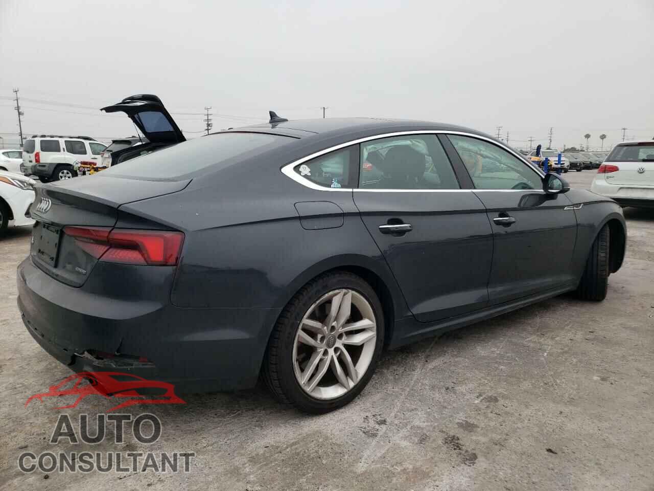 AUDI A5 2019 - WAUANCF53KA057622