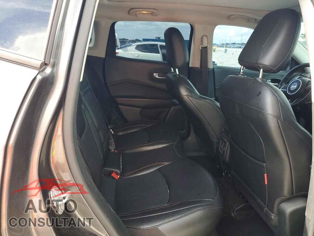 JEEP COMPASS 2019 - 3C4NJDDB5KT759898