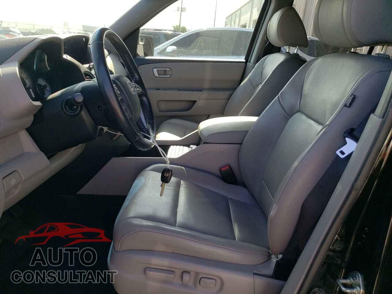HONDA PILOT 2013 - 5FNYF3H58DB041812