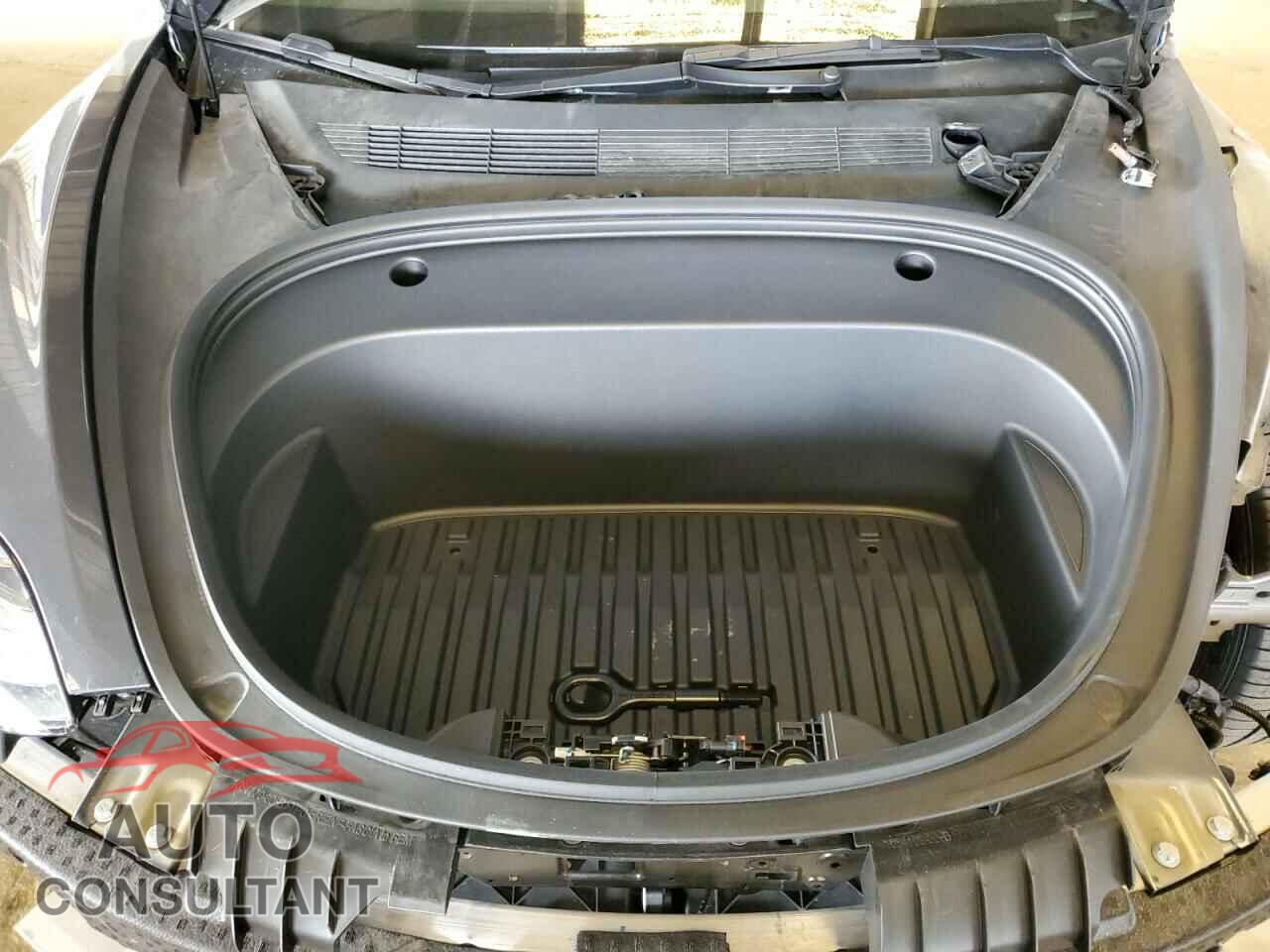 TESLA MODEL 3 2022 - 5YJ3E1EB4NF176427