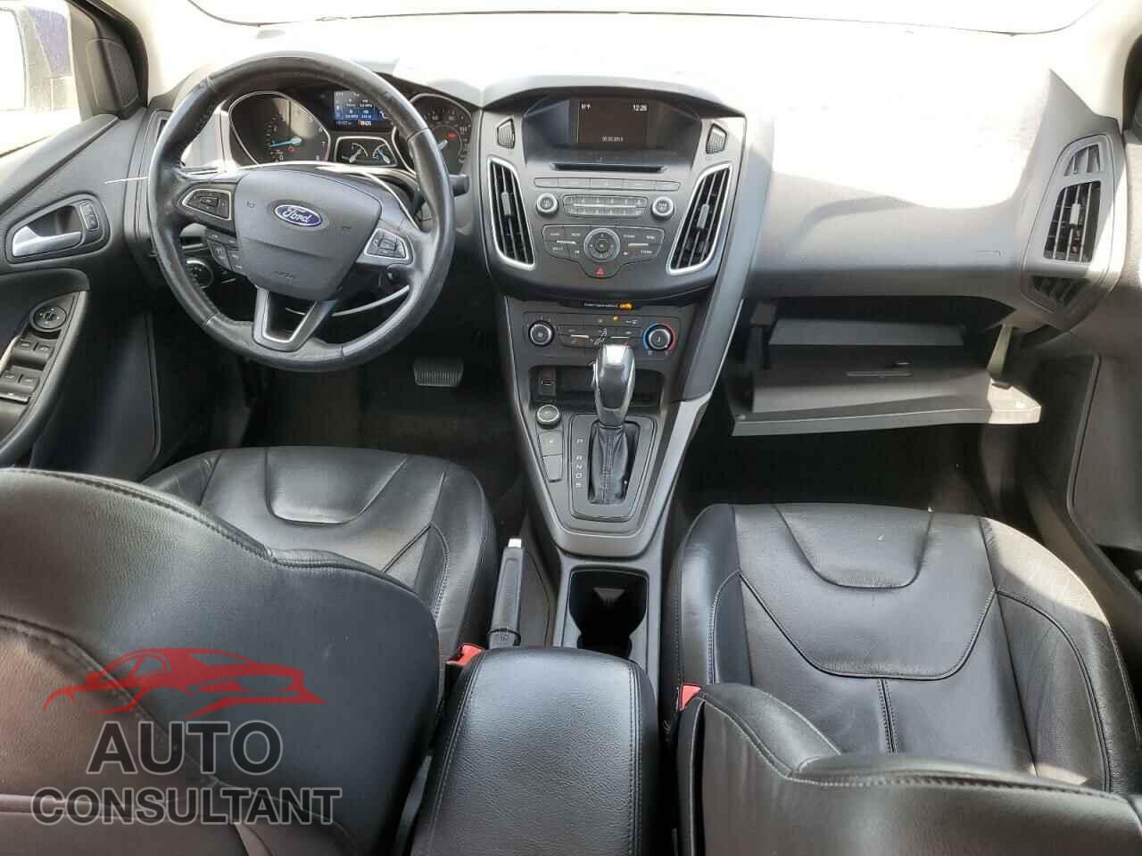 FORD FOCUS 2015 - 1FADP3F29FL342096