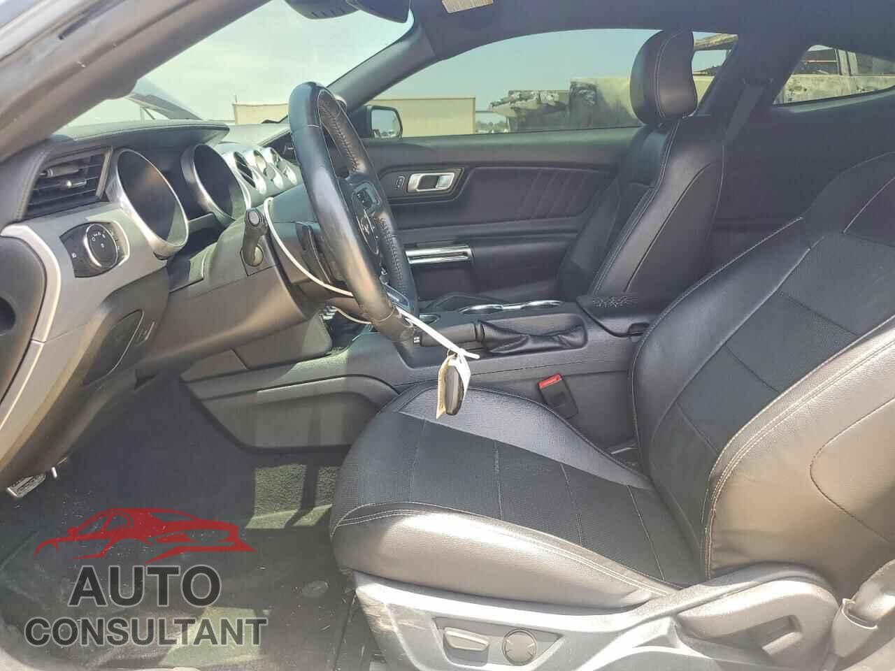 FORD MUSTANG 2021 - 1FA6P8CF6M5153842