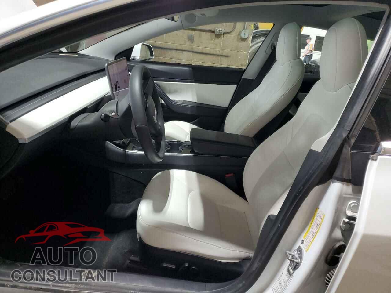 TESLA MODEL 3 2020 - 5YJ3E1EA8LF634927
