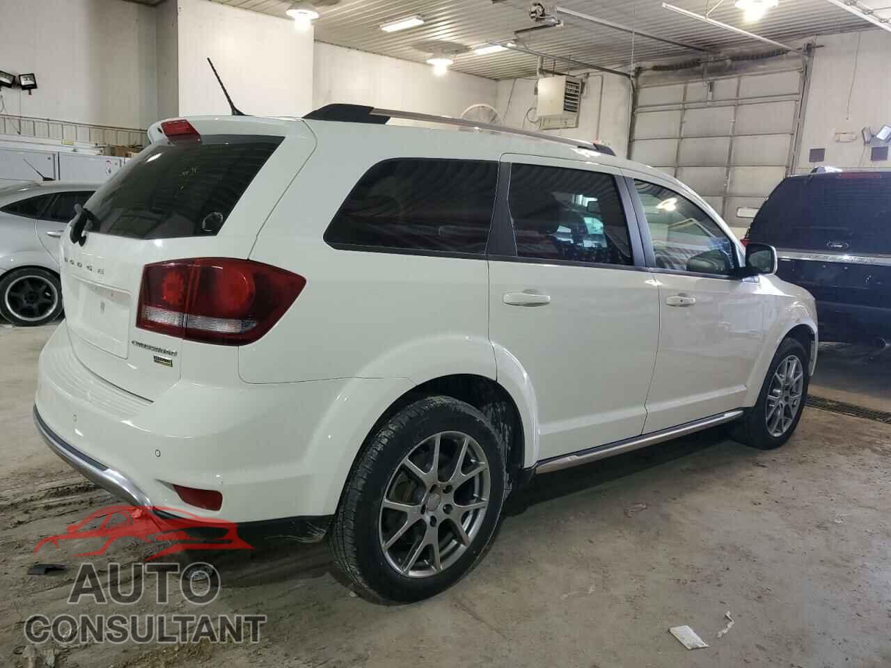 DODGE JOURNEY 2017 - 3C4PDCGG8HT626479