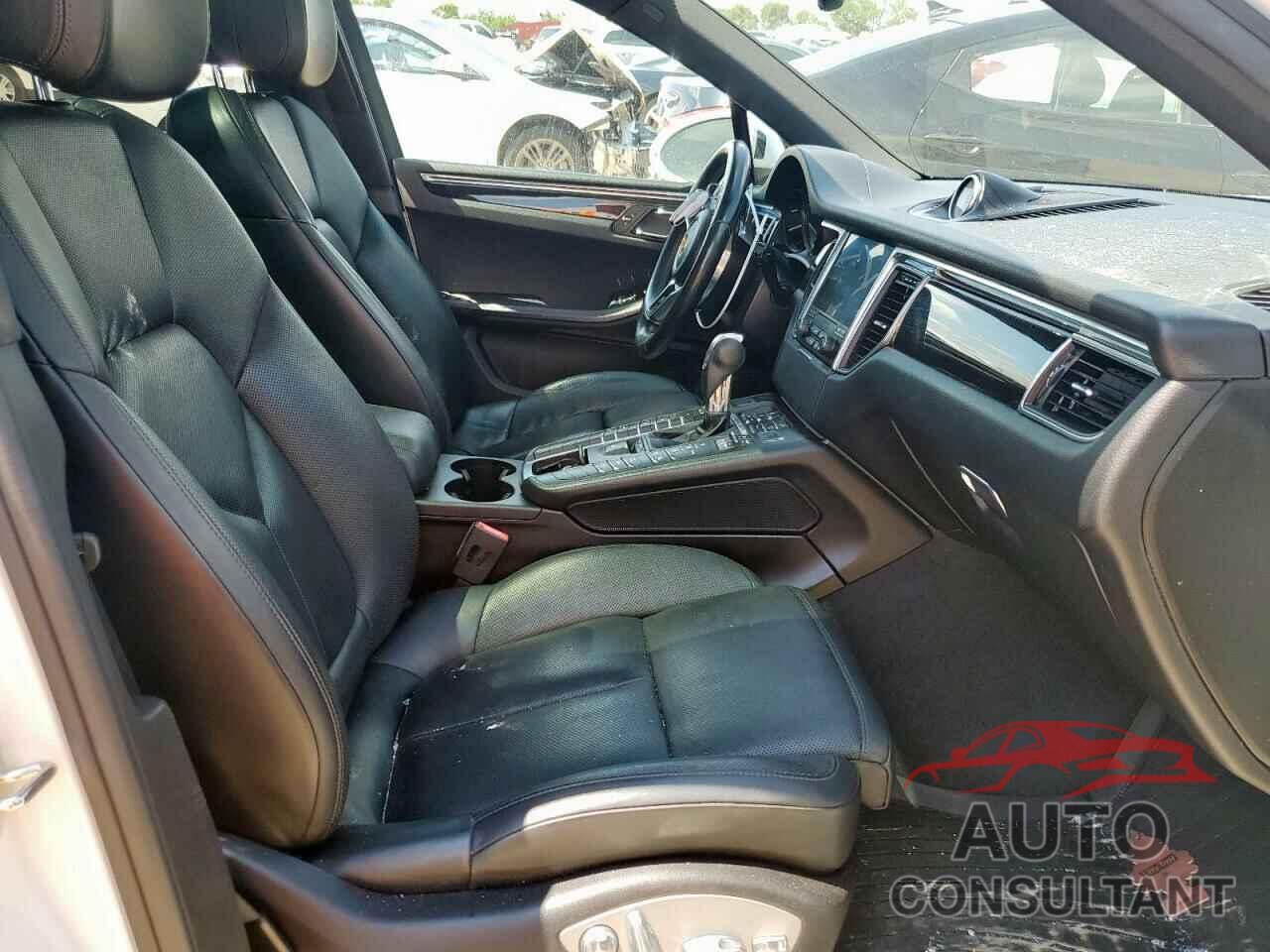 PORSCHE MACAN 2017 - WP1AA2A59HLB80255