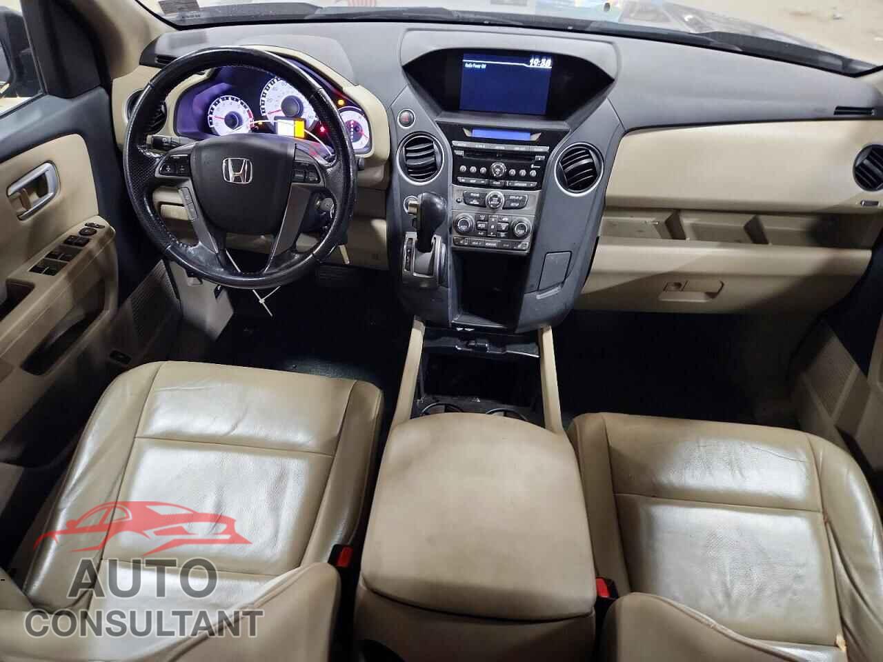 HONDA PILOT 2014 - 5FNYF4H53EB047492