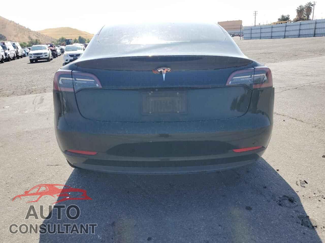 TESLA MODEL 3 2018 - 5YJ3E1EA8JF172141