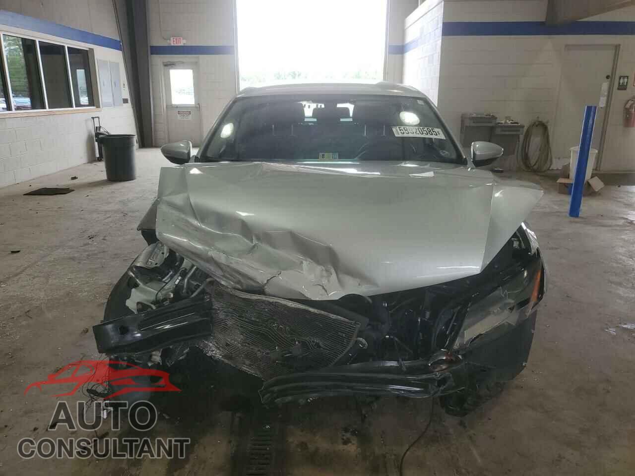 VOLKSWAGEN PASSAT 2012 - 1VWAP7A37CC063792