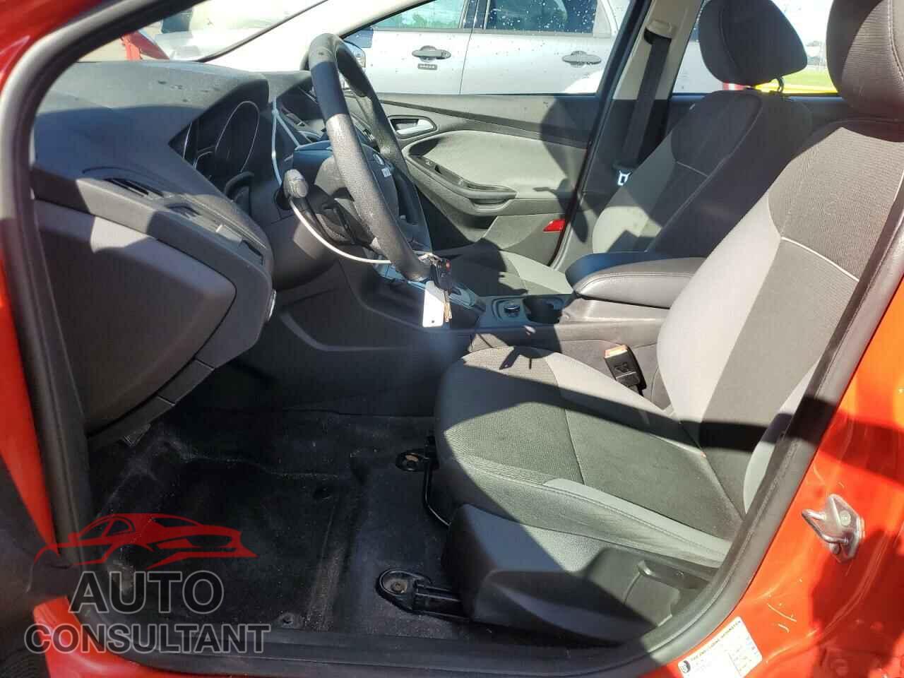 FORD FOCUS 2013 - 1FADP3F2XDL351192