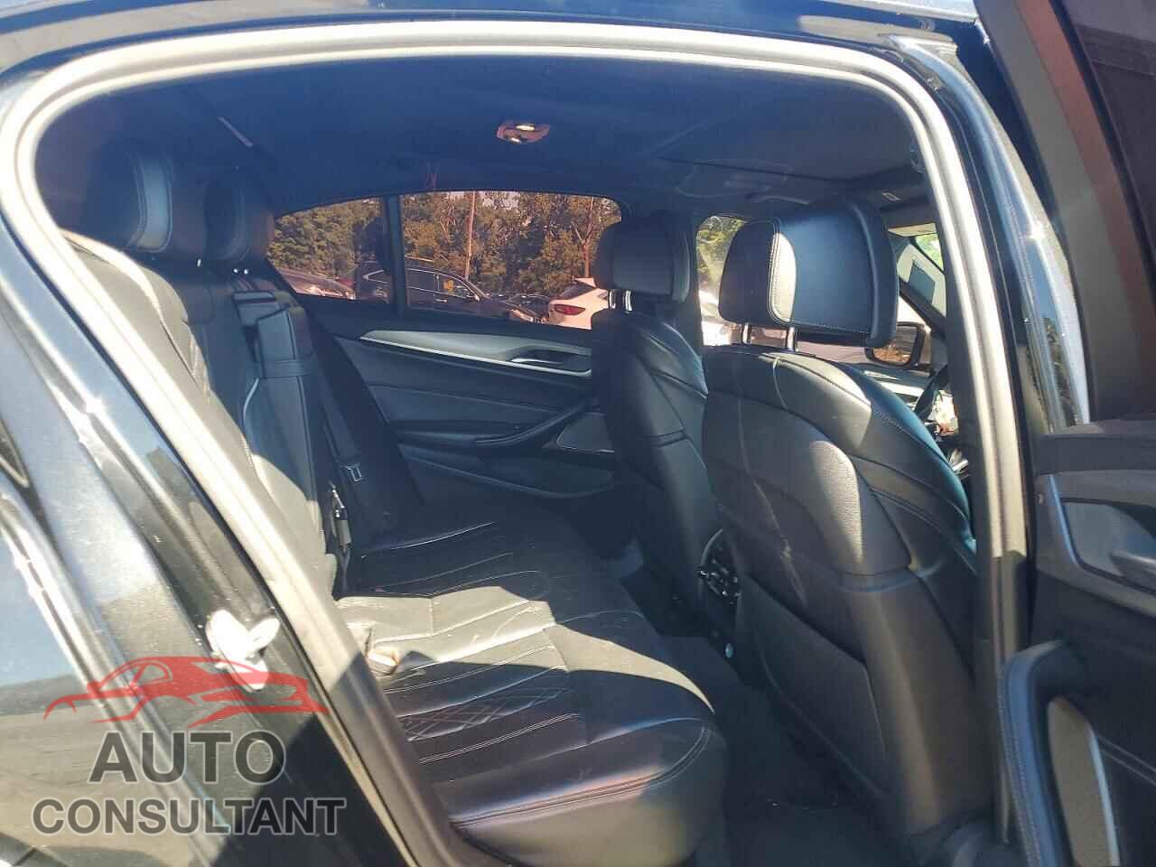 BMW M5 2018 - WBAJB9C59JB036105