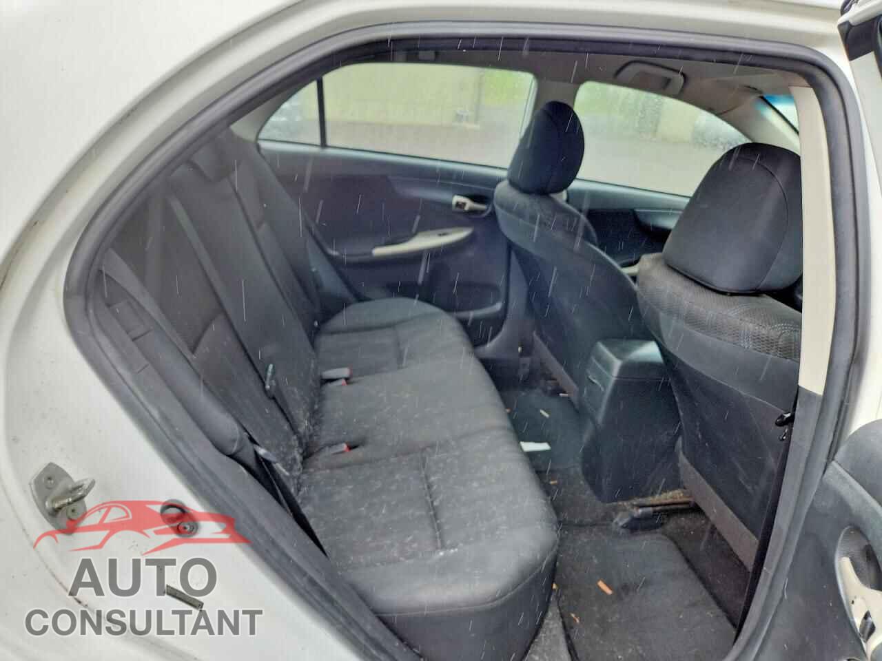 TOYOTA COROLLA 2011 - 2T1BU4EEXBC639973