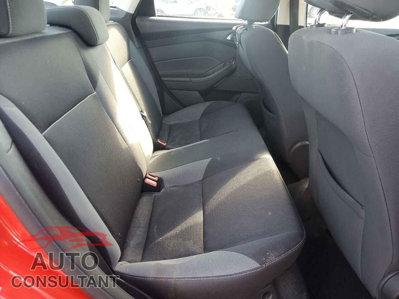 FORD FOCUS 2013 - 1FADP3F2XDL351192