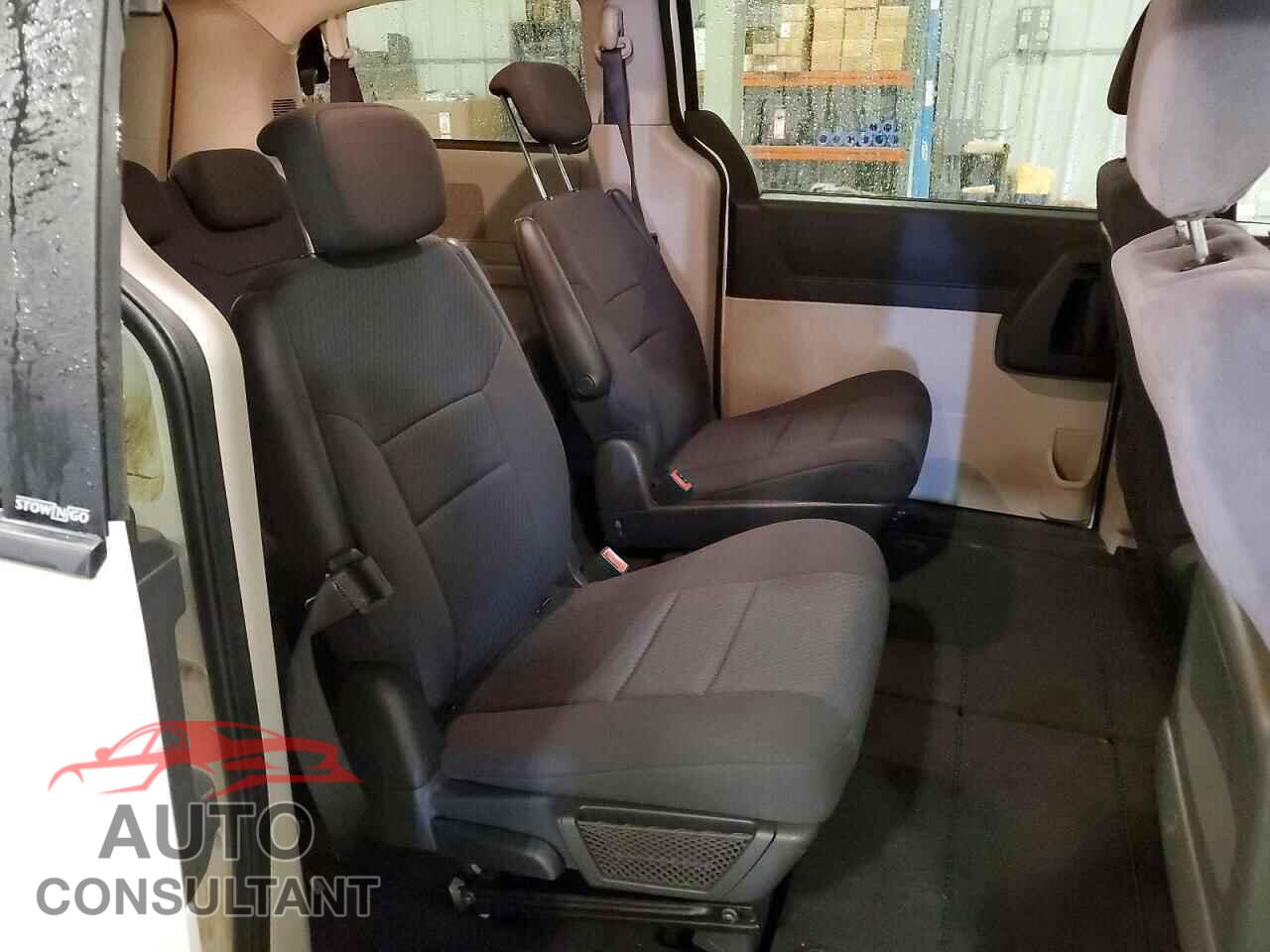 DODGE CARAVAN 2010 - 2D4RN4DE2AR102268