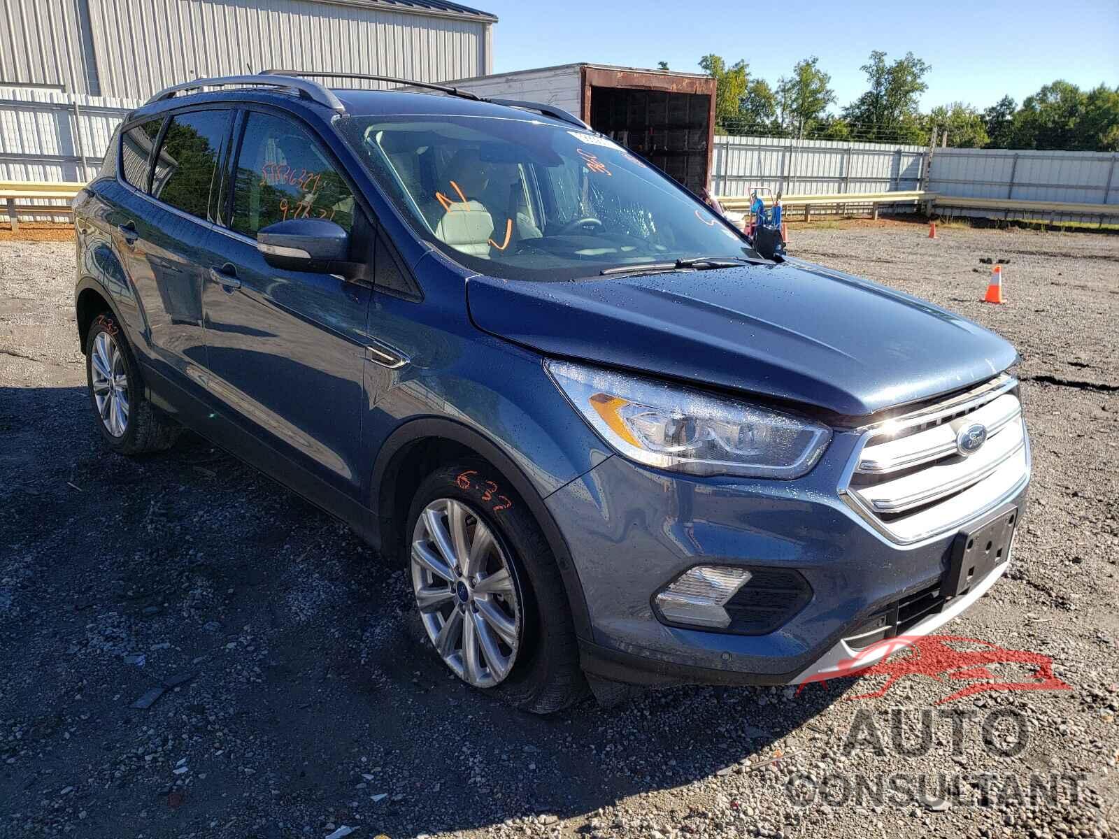 FORD ESCAPE 2018 - 1FMCU9J94JUB17217