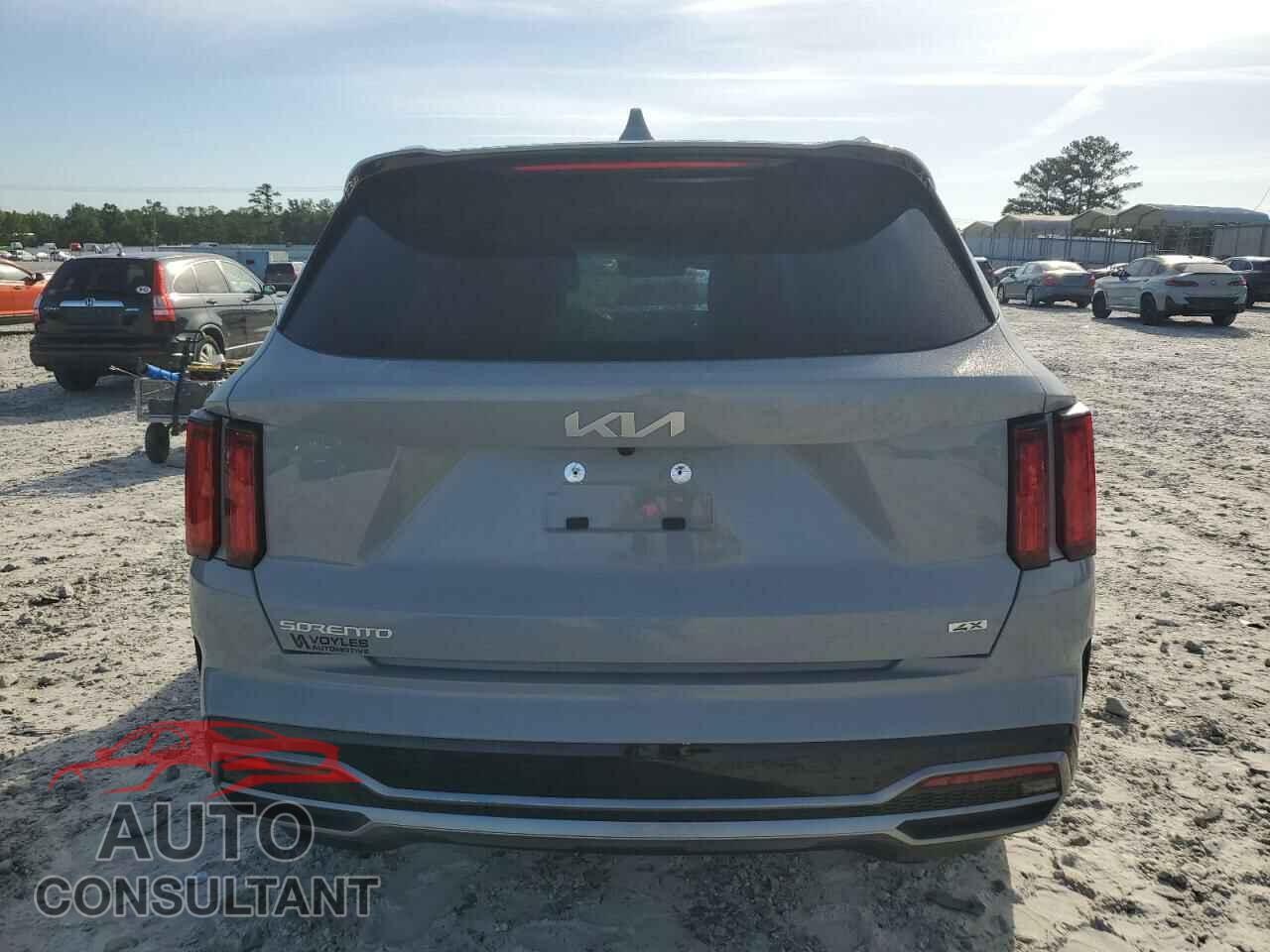 KIA SORENTO 2023 - 5XYRKDLF0PG166130