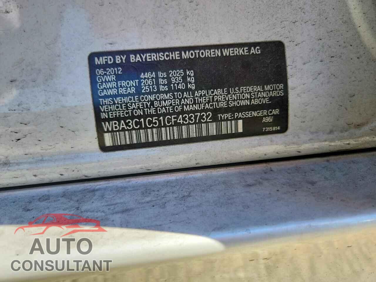 BMW 3 SERIES 2012 - WBA3C1C51CF433732