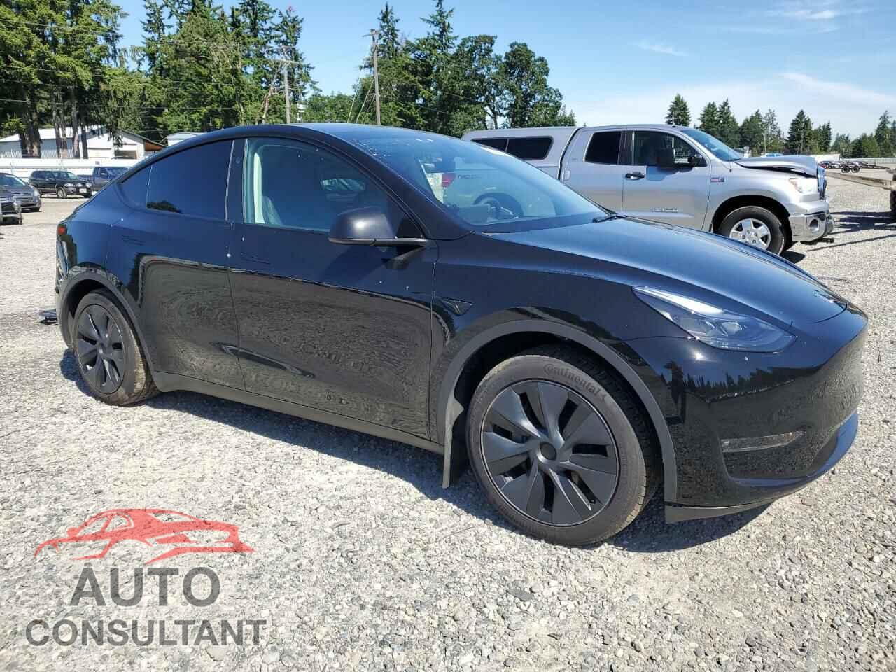 TESLA MODEL Y 2025 - 7SAYGAEE4SF234013