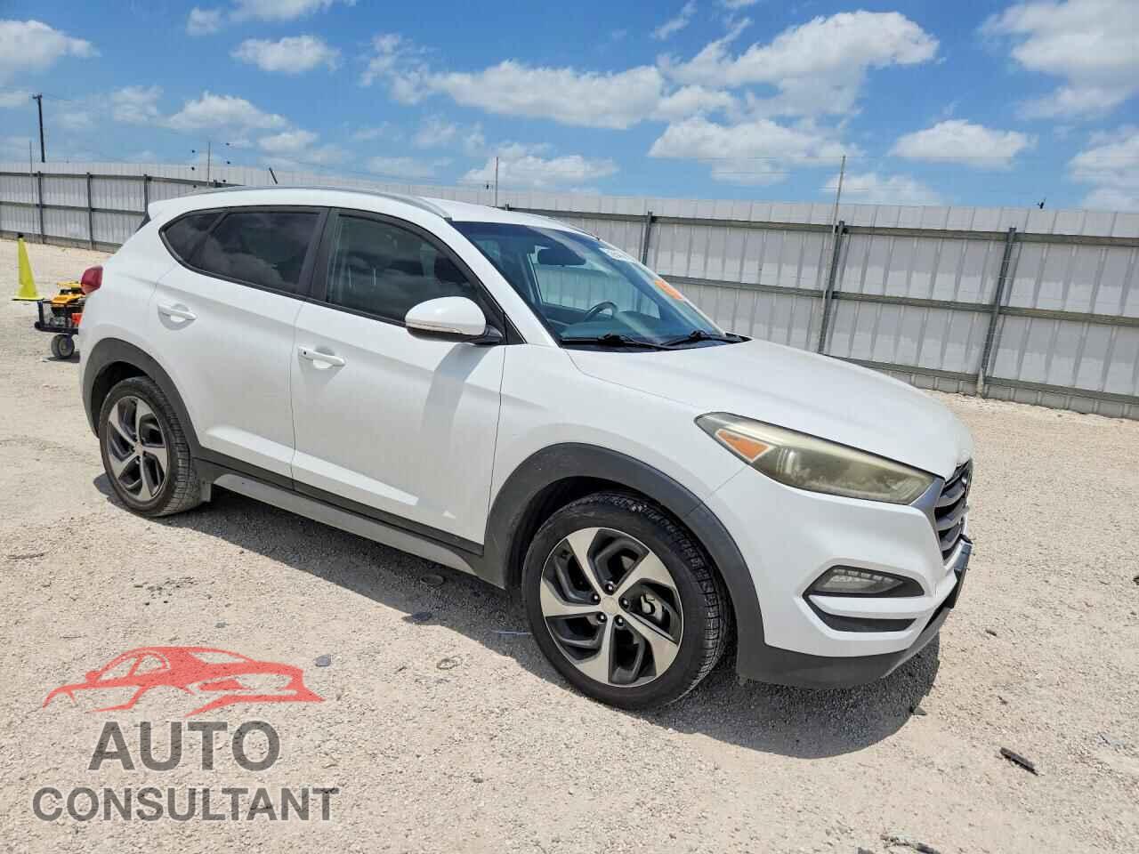 HYUNDAI TUCSON 2017 - KM8J3CA29HU587022