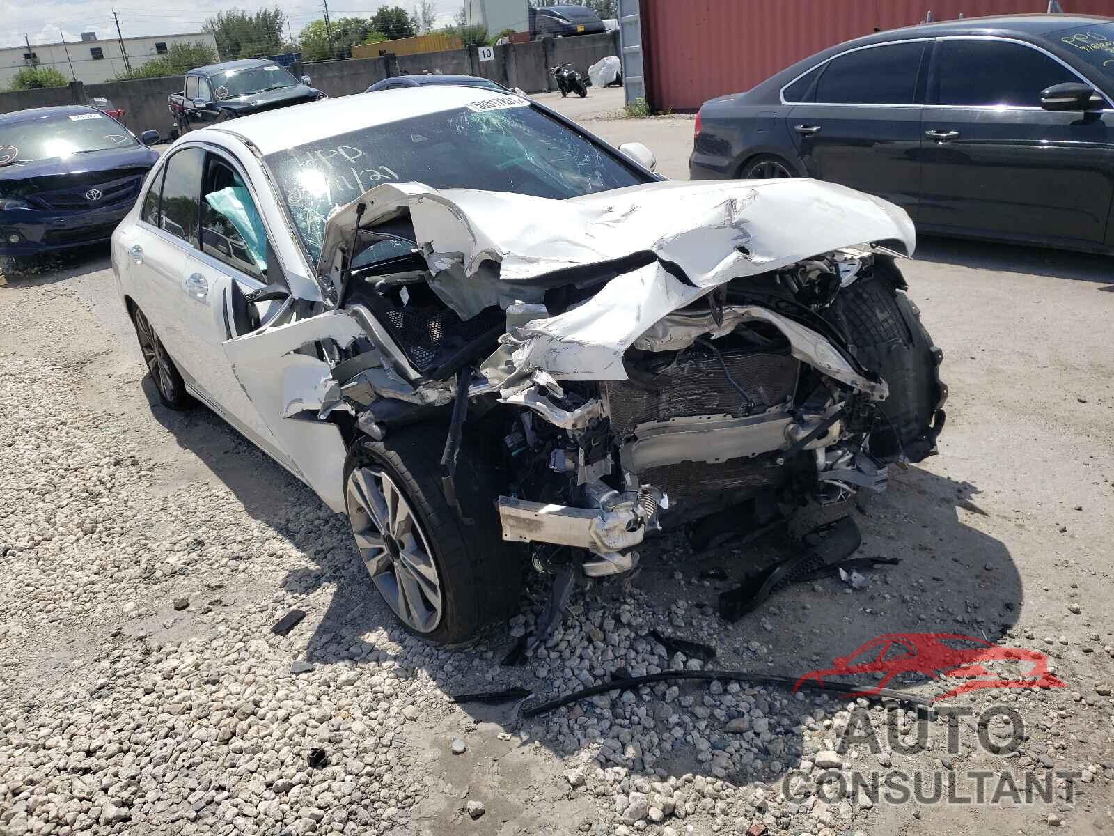 MERCEDES-BENZ C-CLASS 2016 - 55SWF4JB3GU119381