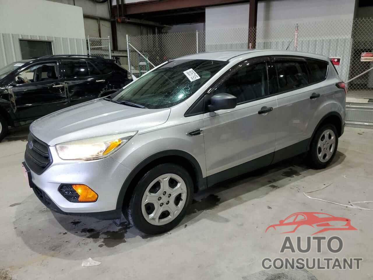 FORD ESCAPE 2017 - 1FMCU0F77HUA21014