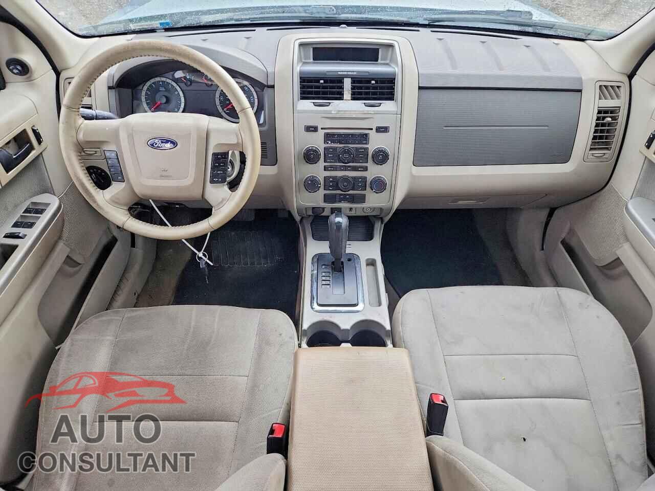 FORD ESCAPE 2010 - 1FMCU9D75AKD06397