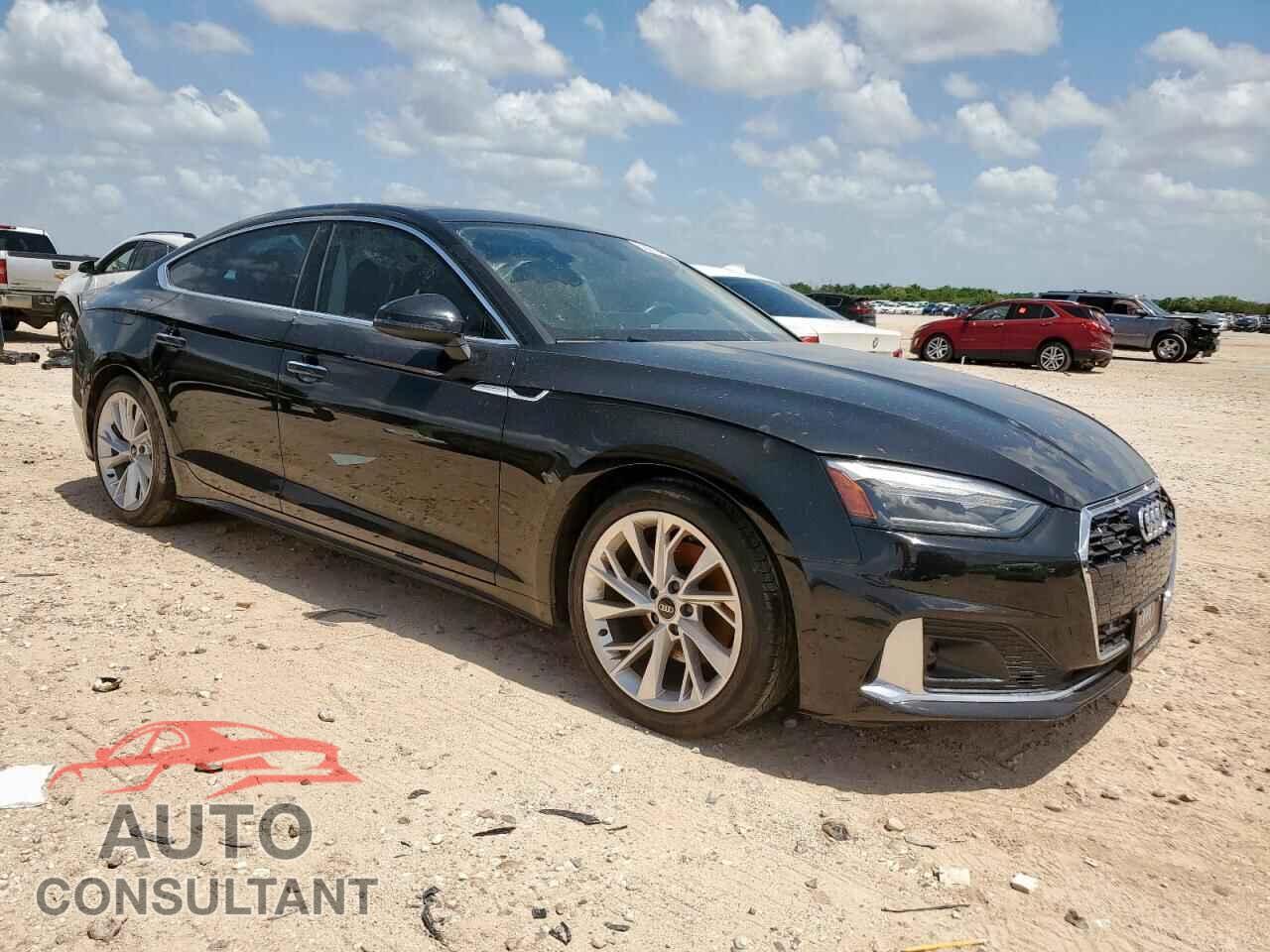 AUDI A5 2022 - WAUABCF51NA040167