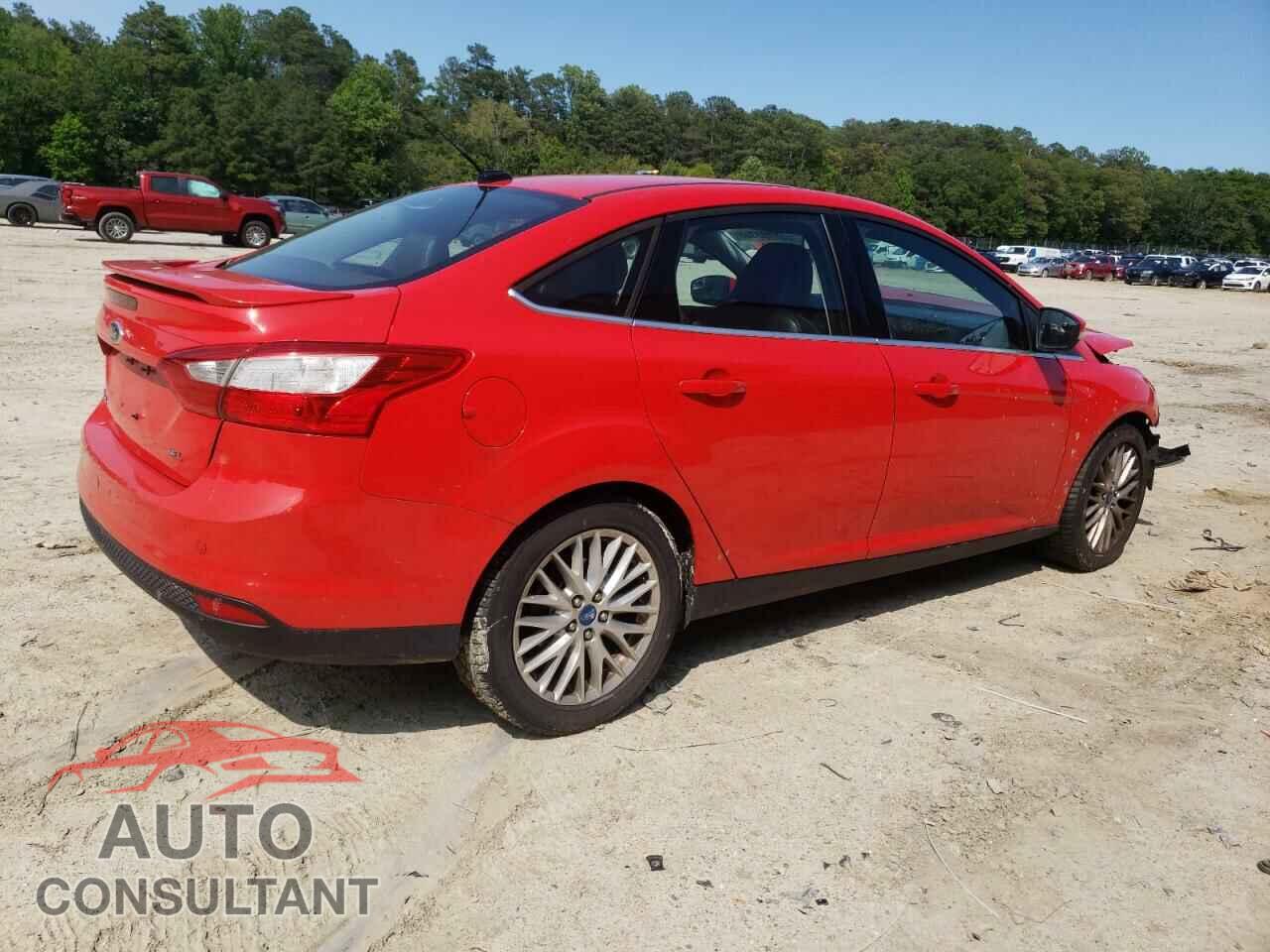 FORD FOCUS 2012 - 1FAHP3H25CL427253