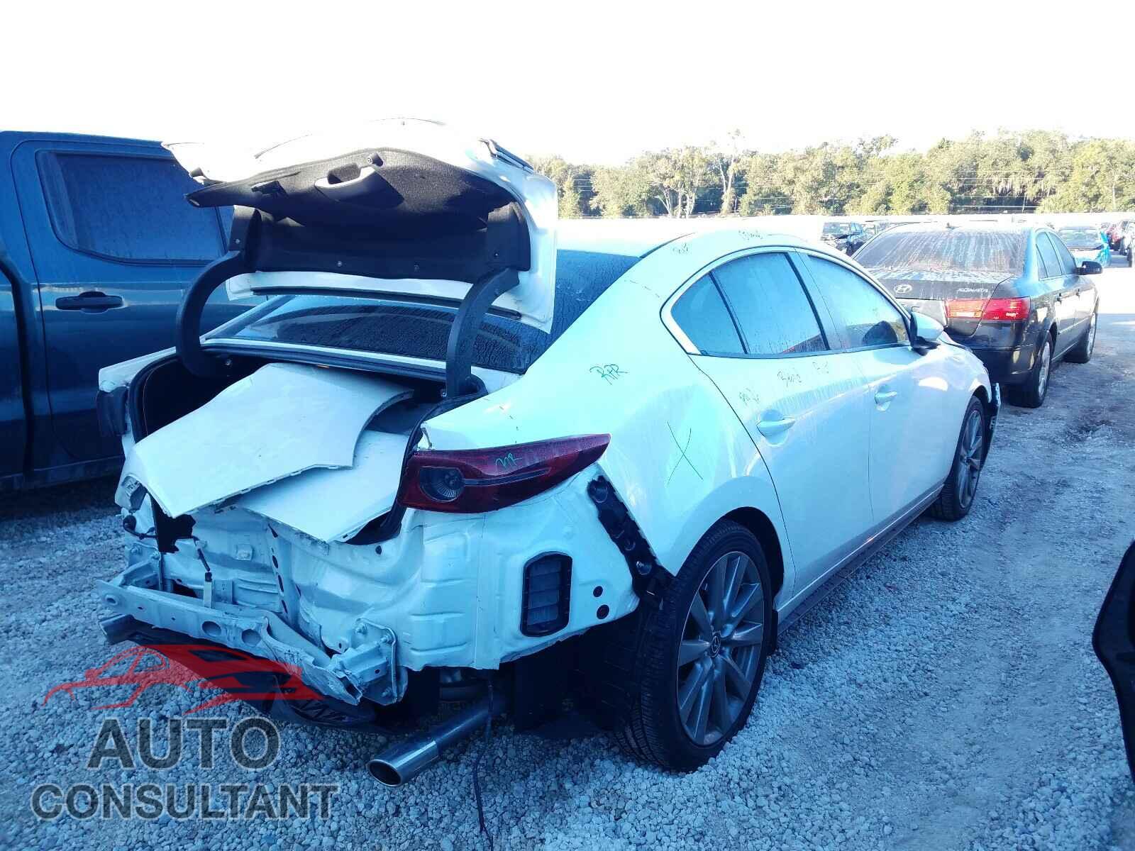 MAZDA 3 2019 - JM1BPACL7K1107785