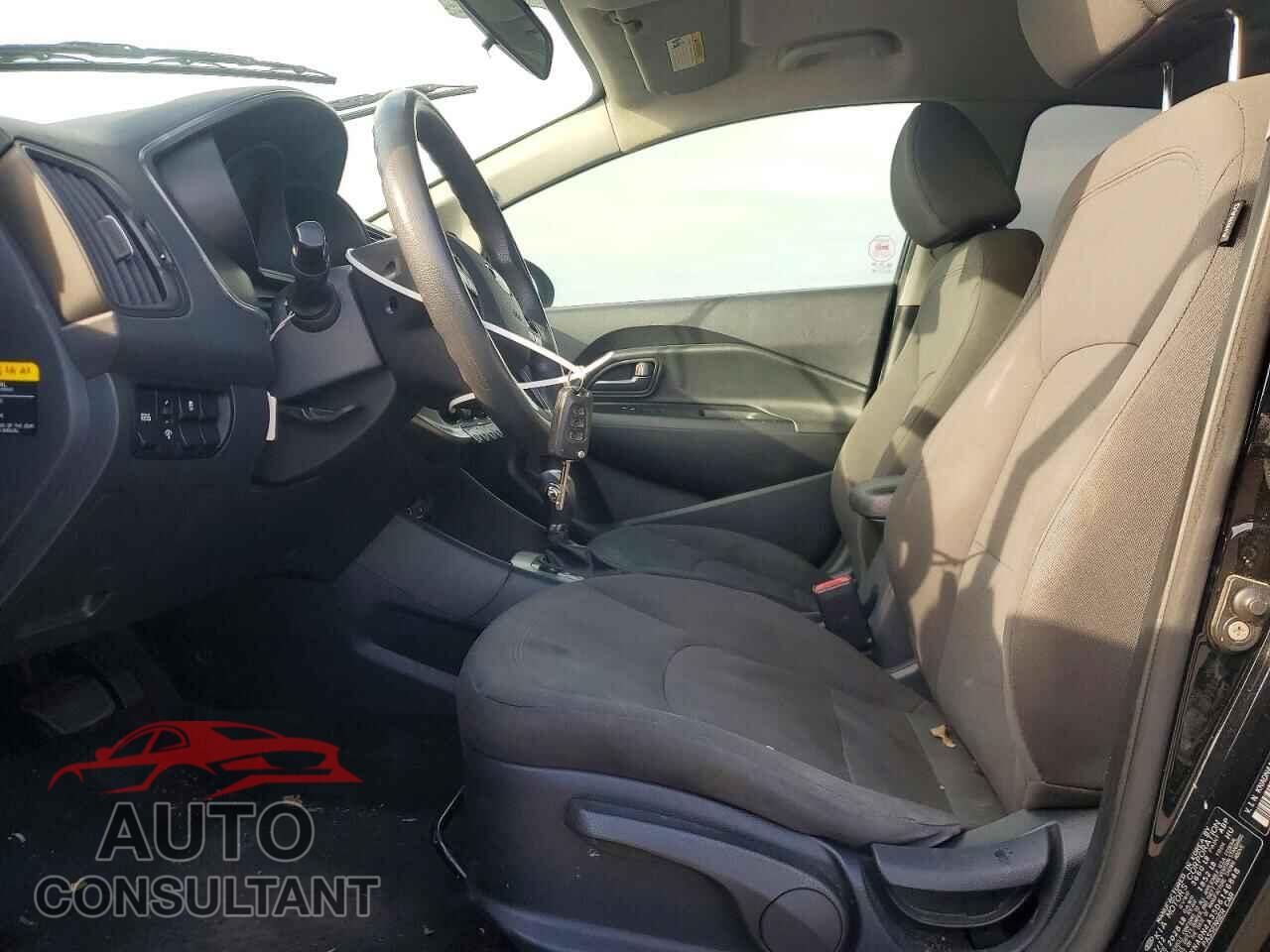 KIA RIO 2013 - KNADN4A35D6146848