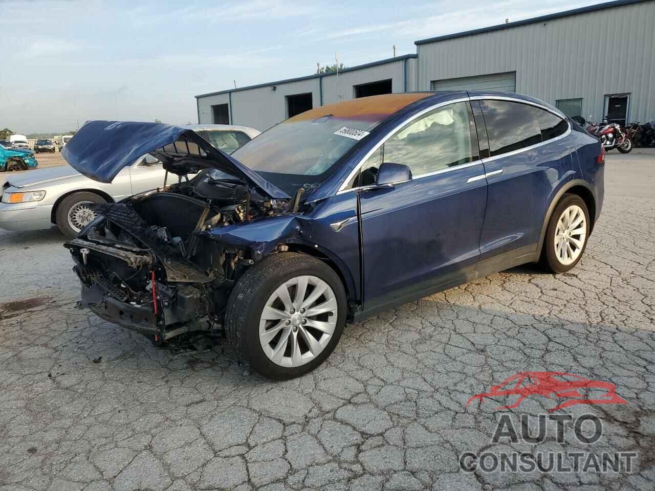 TESLA MODEL X 2018 - 5YJXCBE27JF123079