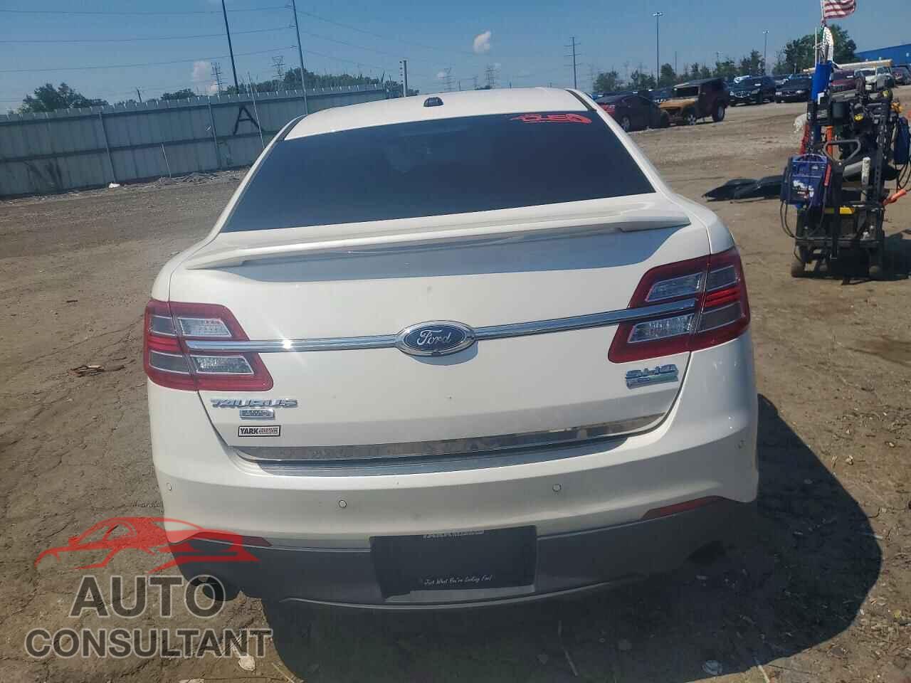 FORD TAURUS 2013 - 1FAHP2KT3DG101523