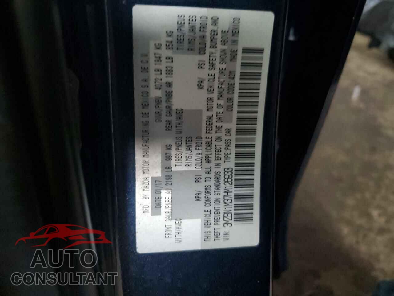 MAZDA 3 2017 - 3MZBN1M37HM126933