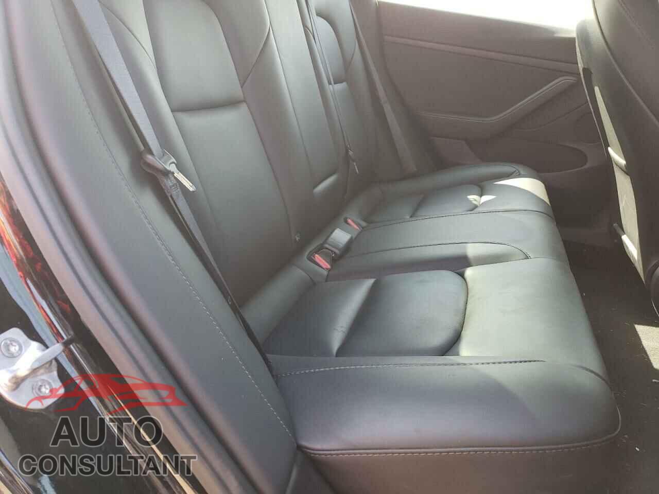 TESLA MODEL 3 2022 - 5YJ3E1EC5NF236854