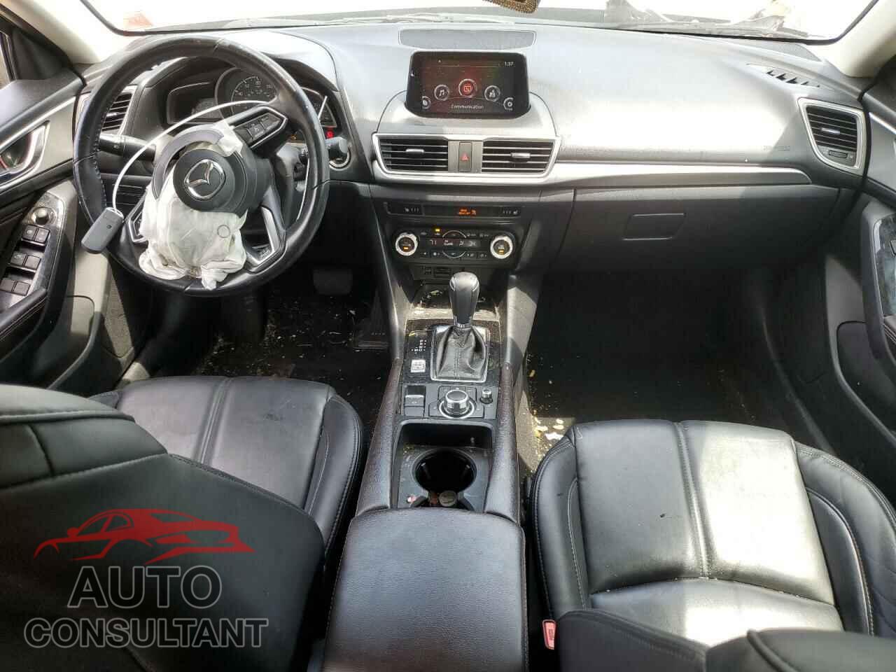 MAZDA 3 2018 - 3MZBN1L36JM180795