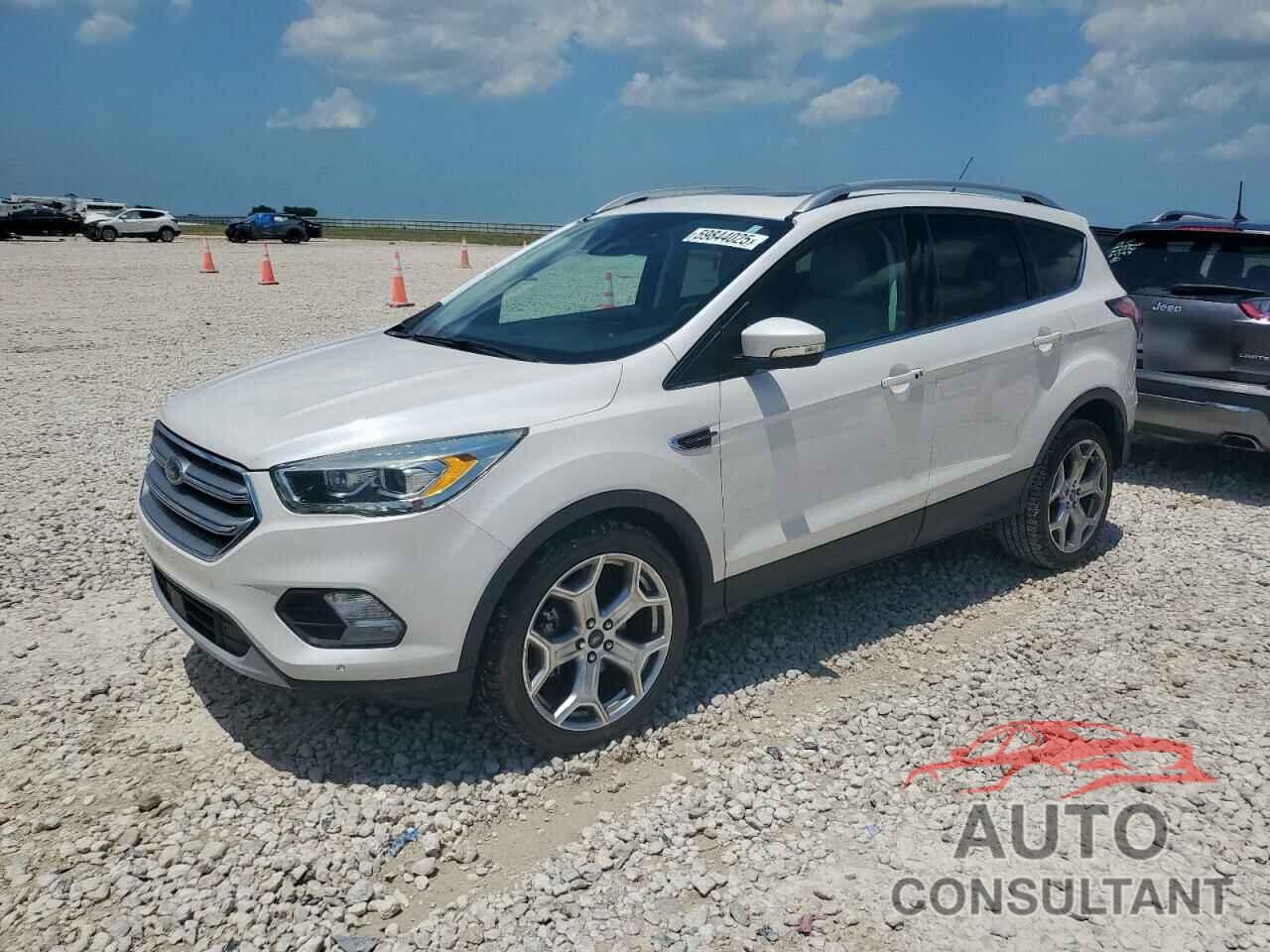 FORD ESCAPE 2017 - 1FMCU0JD9HUA48647