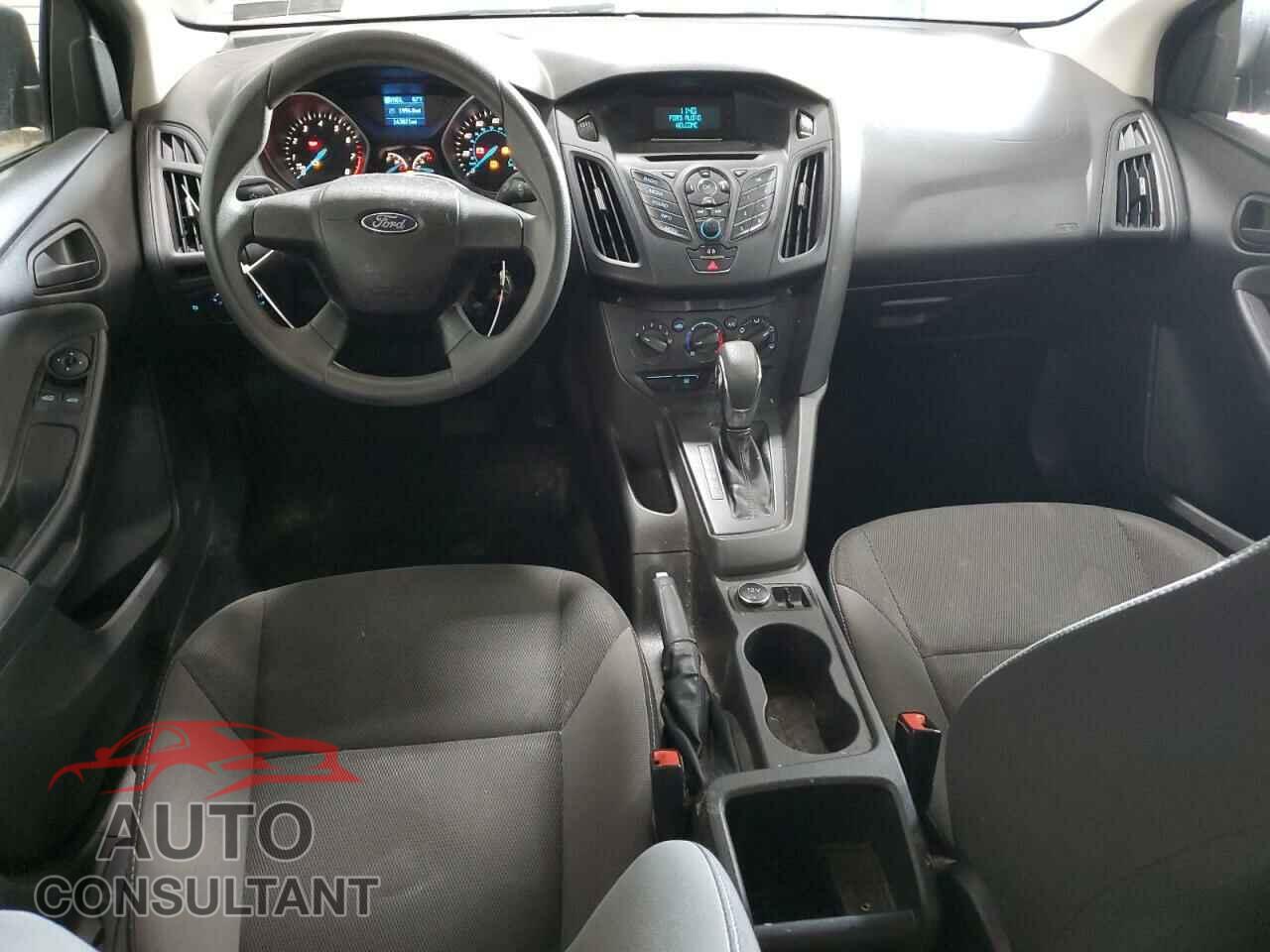 FORD FOCUS 2013 - 1FADP3E2XDL379950
