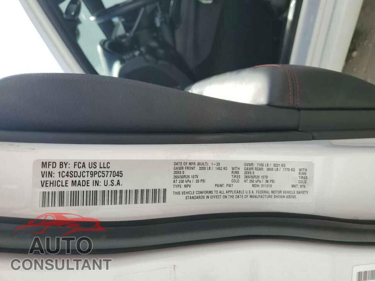 DODGE DURANGO 2023 - 1C4SDJCT9PC577045