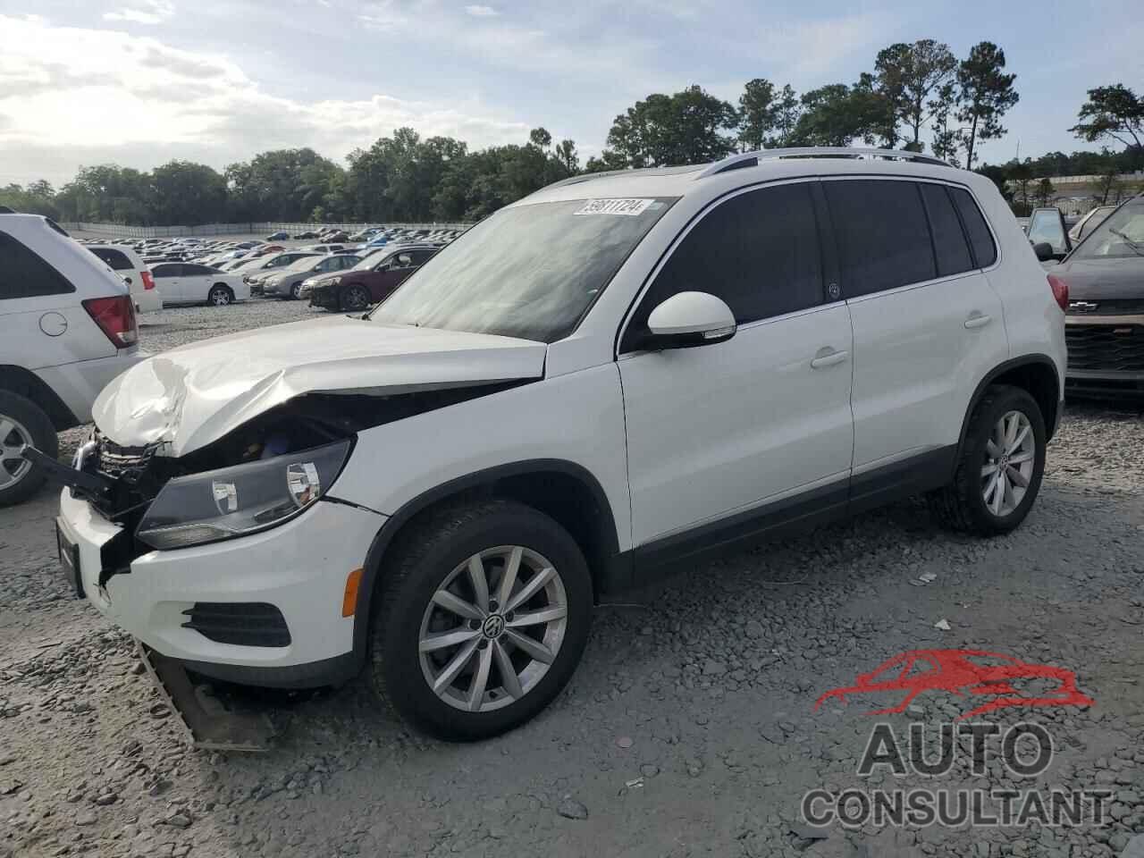 VOLKSWAGEN TIGUAN 2017 - WVGRV7AX8HW505995