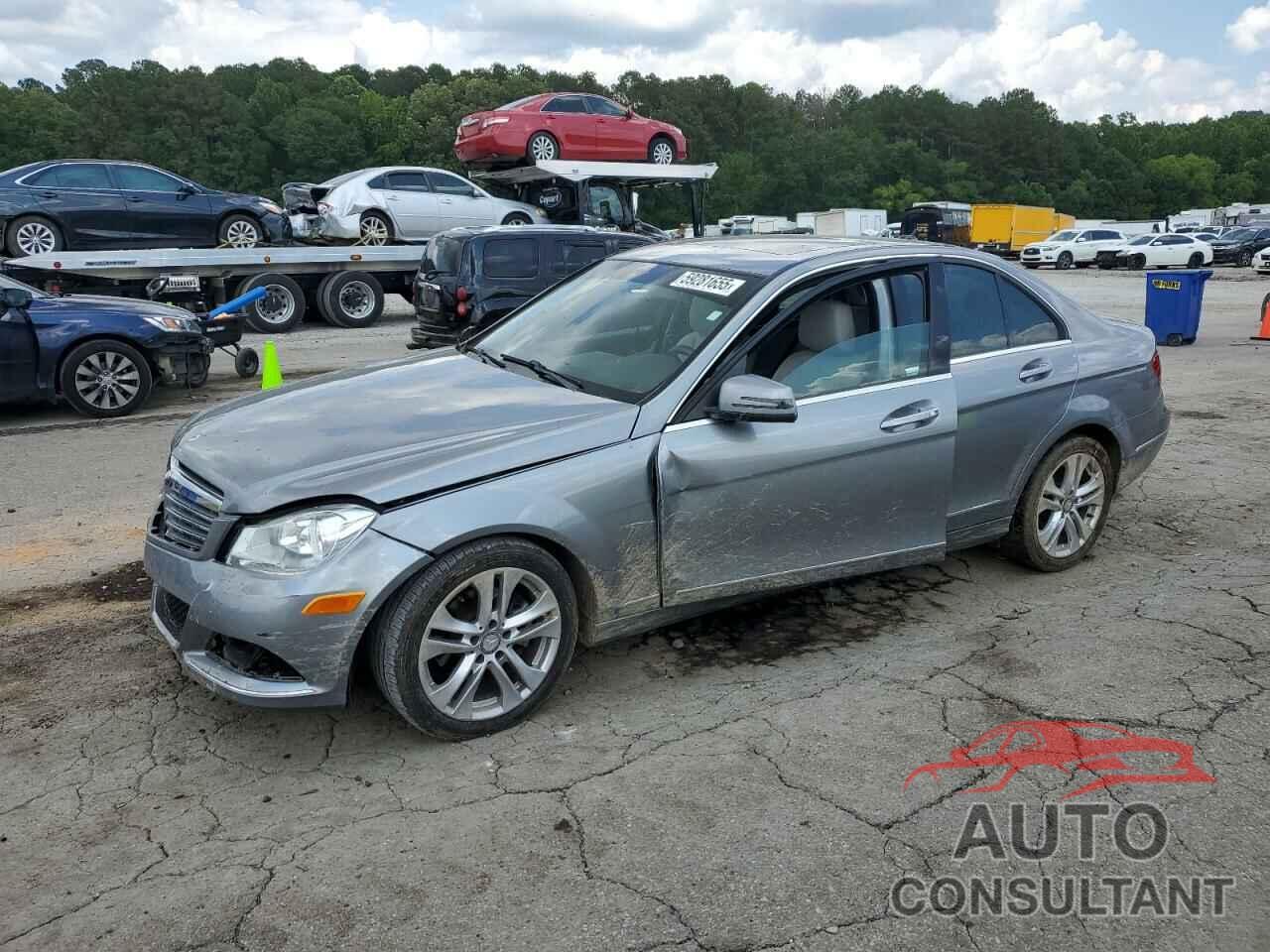 MERCEDES-BENZ C-CLASS 2013 - WDDGF4HBXDA831201