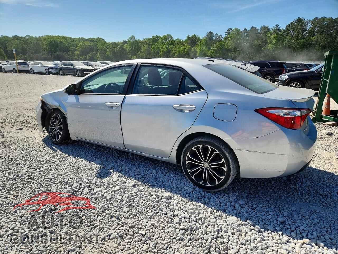 TOYOTA COROLLA 2015 - 2T1BURHE2FC296431