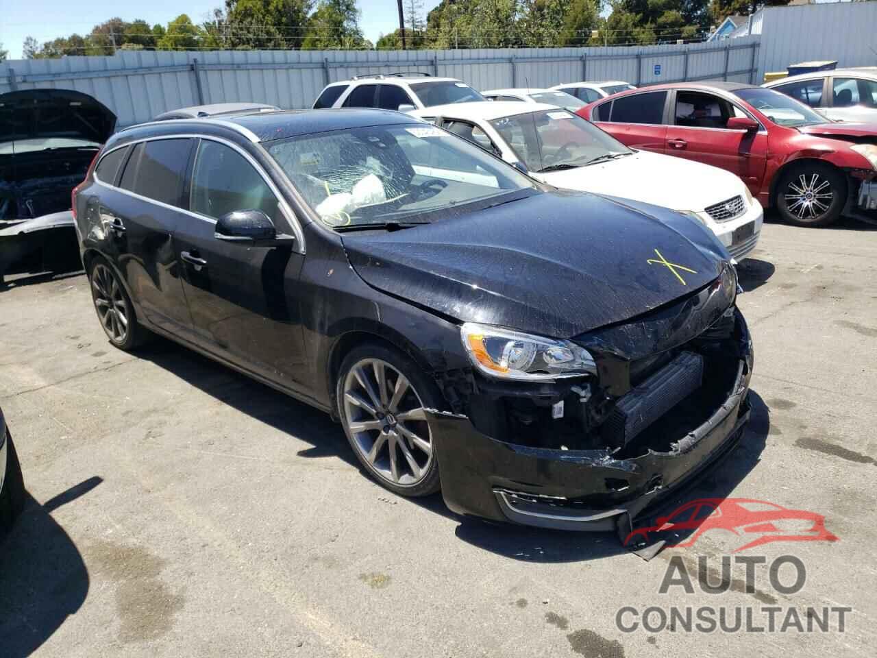 VOLVO V60 2015 - YV140MEK4F1266038