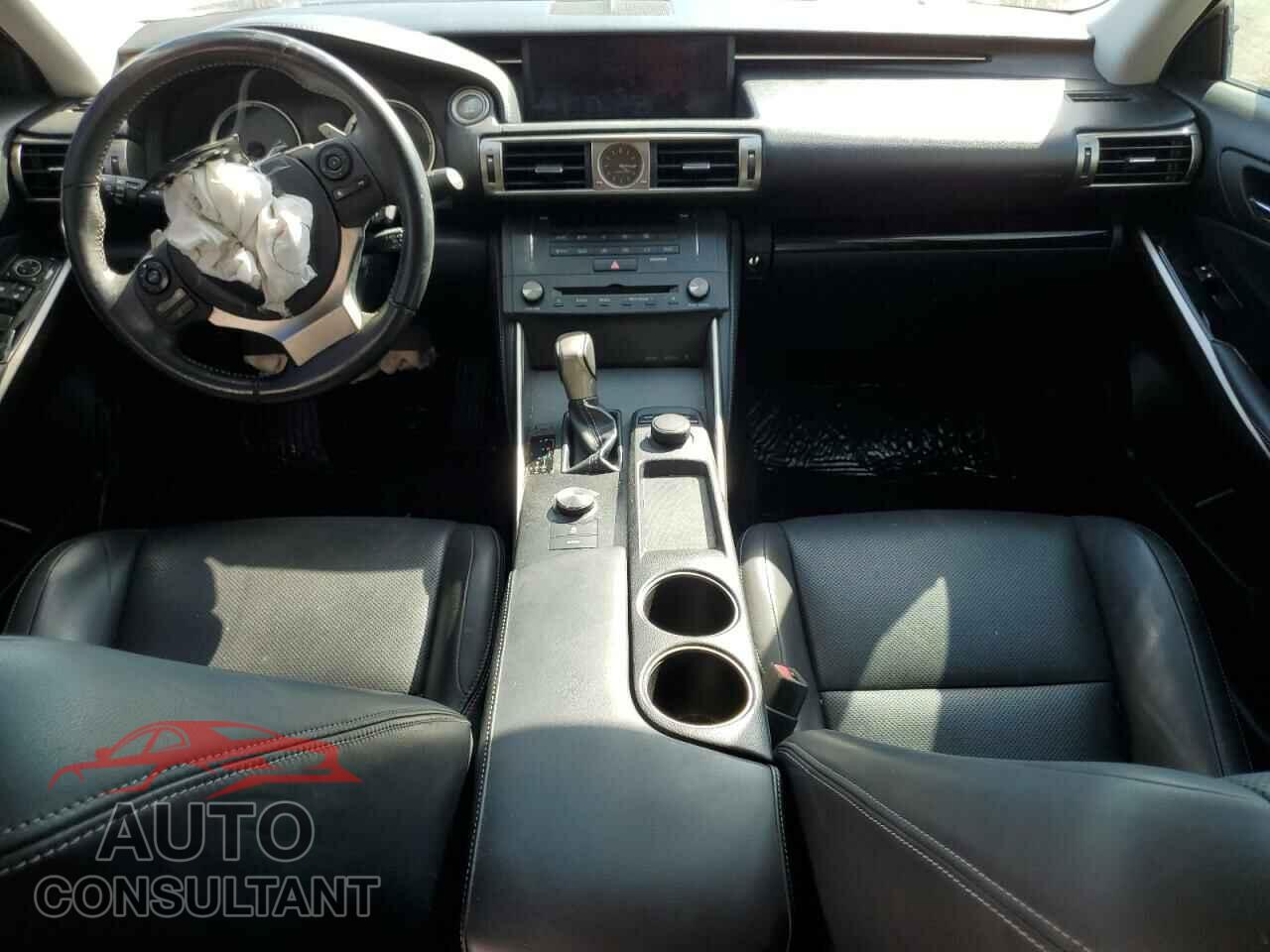LEXUS IS 2015 - JTHBF1D24F5061130