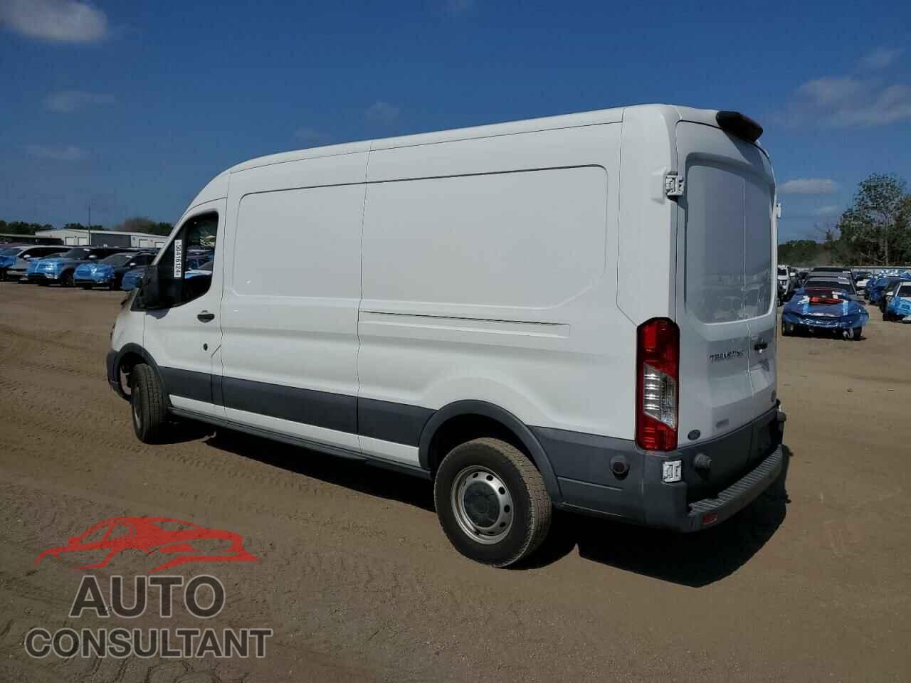 FORD TRANSIT 2018 - 1FTYR2CG1JKB10493