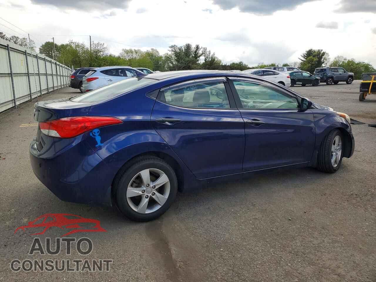 HYUNDAI ELANTRA 2013 - 5NPDH4AEXDH227166