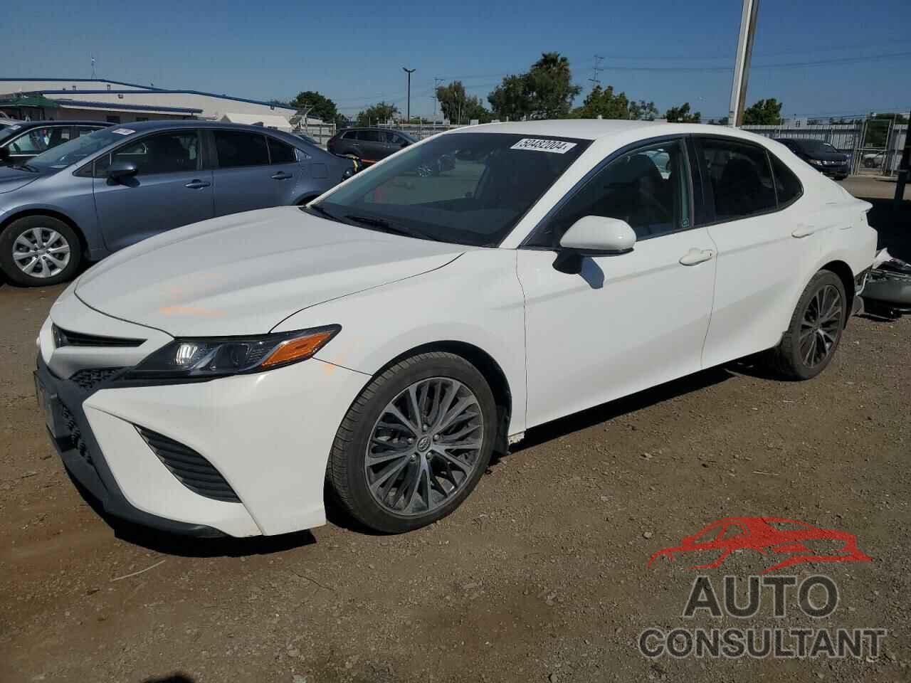 TOYOTA CAMRY 2020 - 4T1G11AK8LU882660