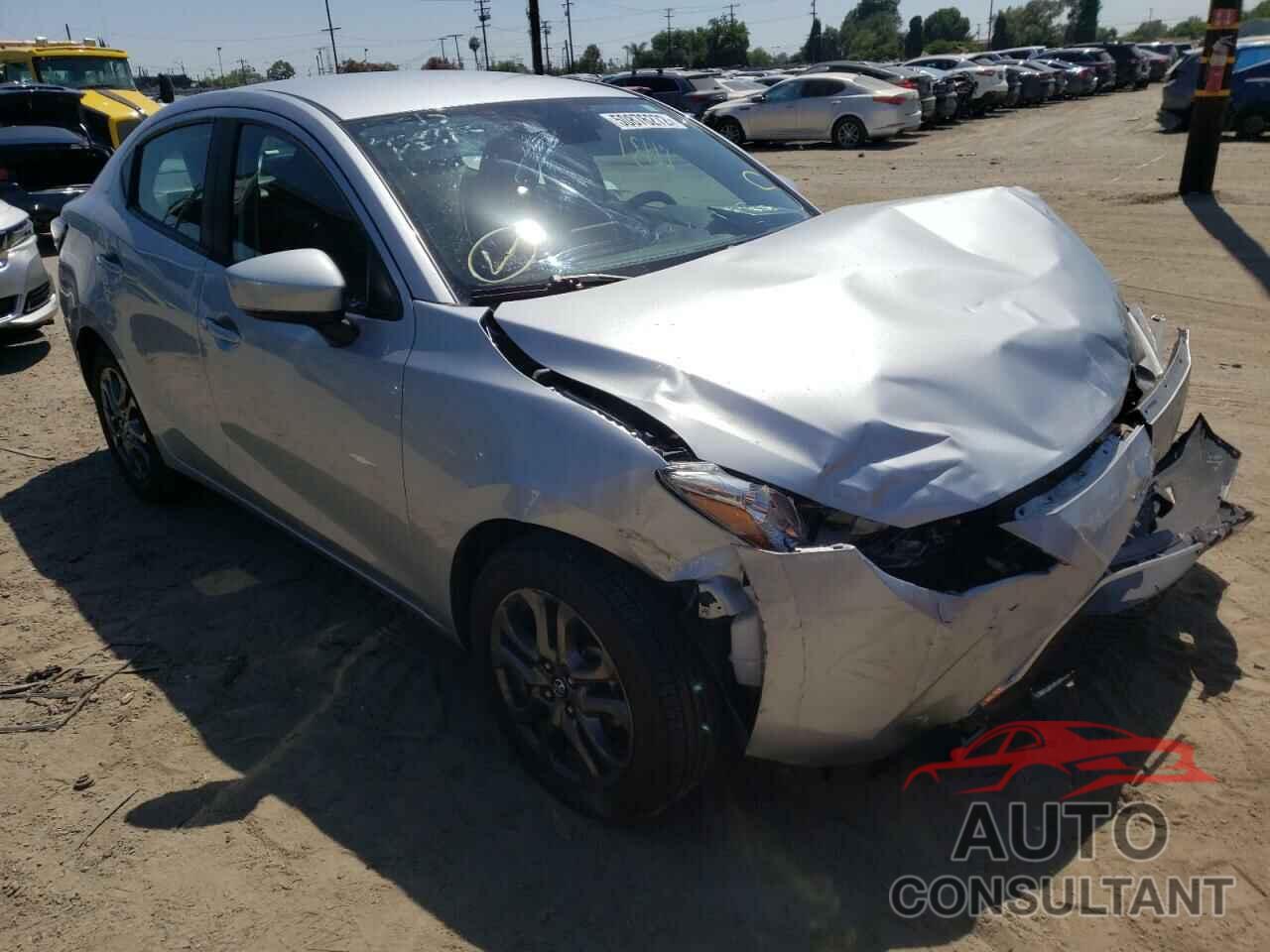 TOYOTA YARIS 2019 - 3MYDLBYV6KY504776
