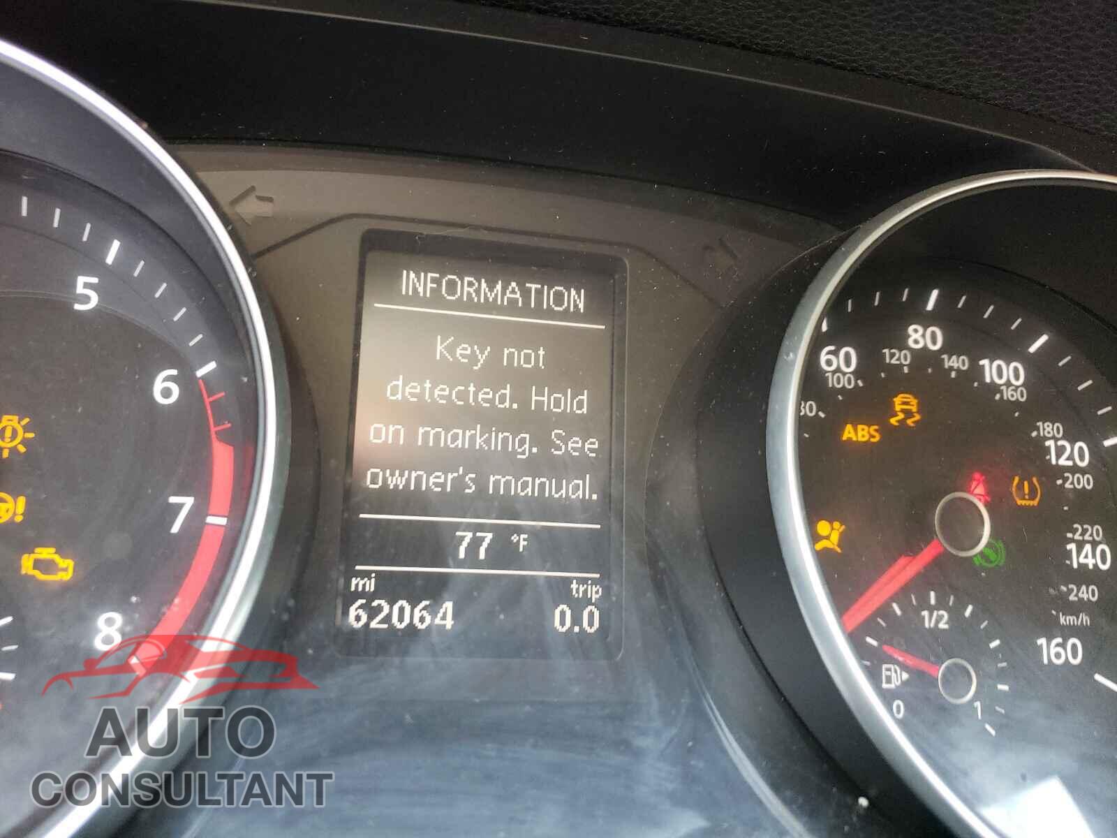 VOLKSWAGEN PASSAT 2017 - 1VWBT7A31HC011596