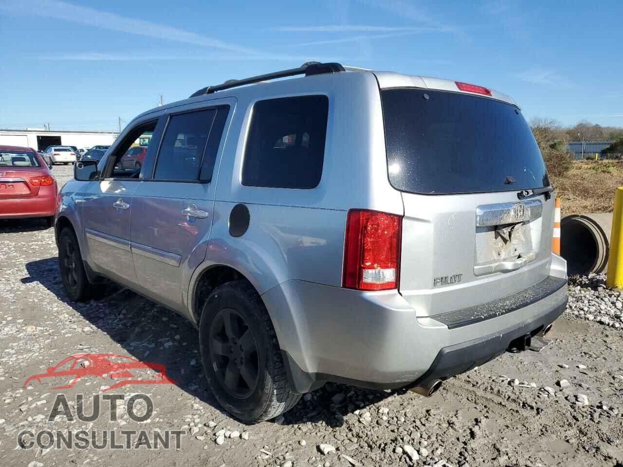 HONDA PILOT 2011 - 5FNYF3H52BB056240