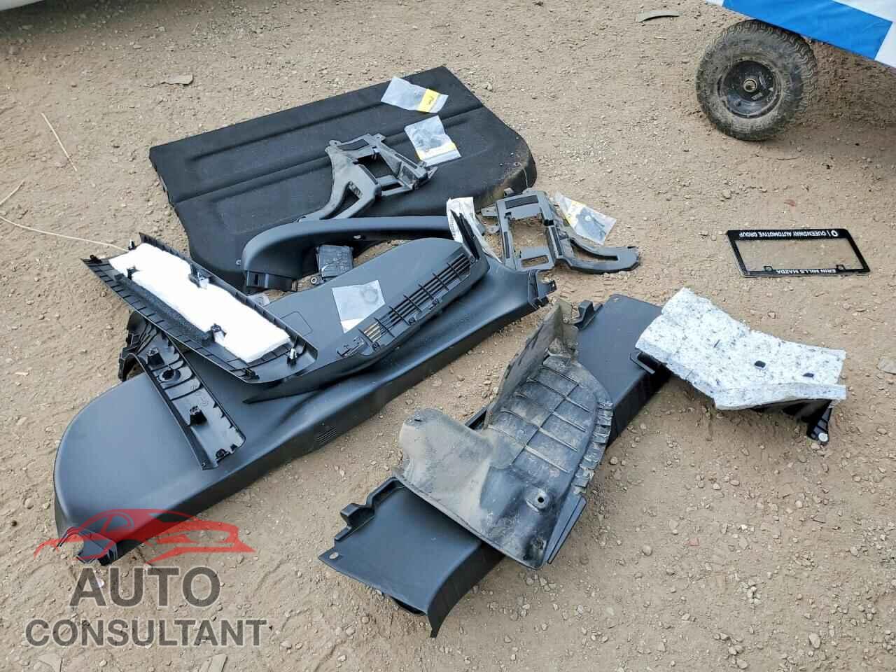 MAZDA 3 2023 - JM1BPAK77P1617792