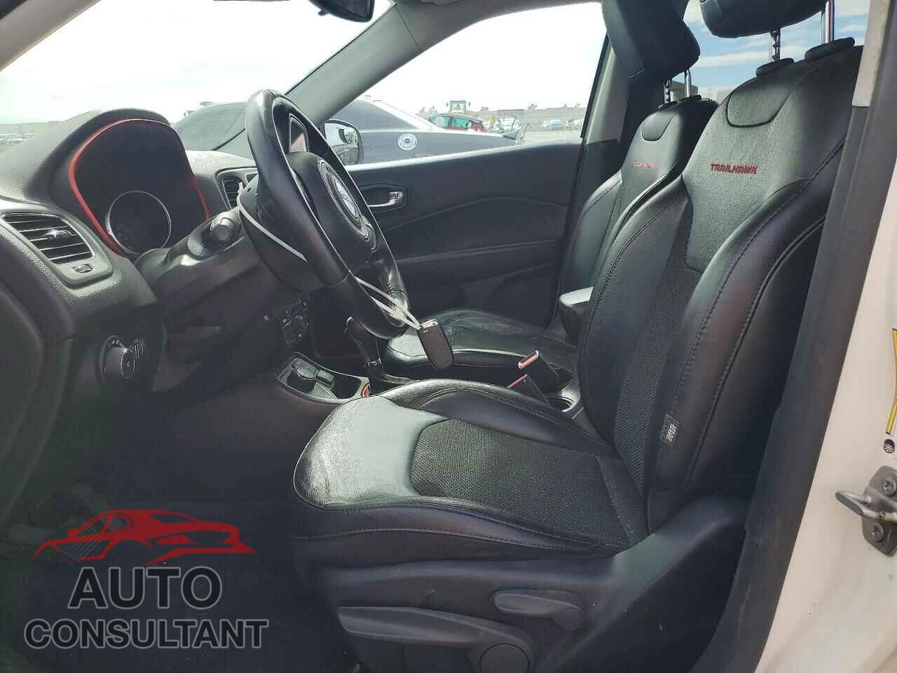 JEEP COMPASS 2020 - 3C4NJDDB4LT232632